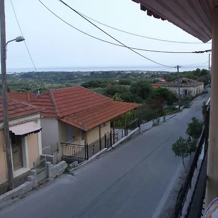 Kefalonia With View Over The Mountains/sea بيت للعطل